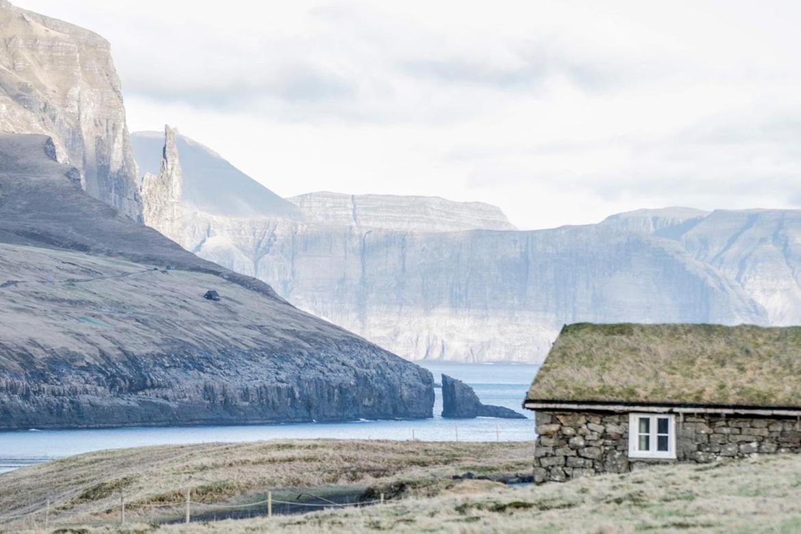The Old House Close To The Ferry To Mykines Сёрвагур Экстерьер фото